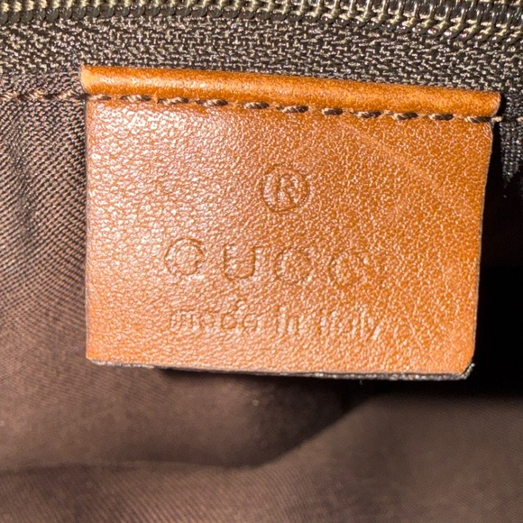 Gucci Tan and Brown Monogram Shoulder Bag - Picture 2 of 8
